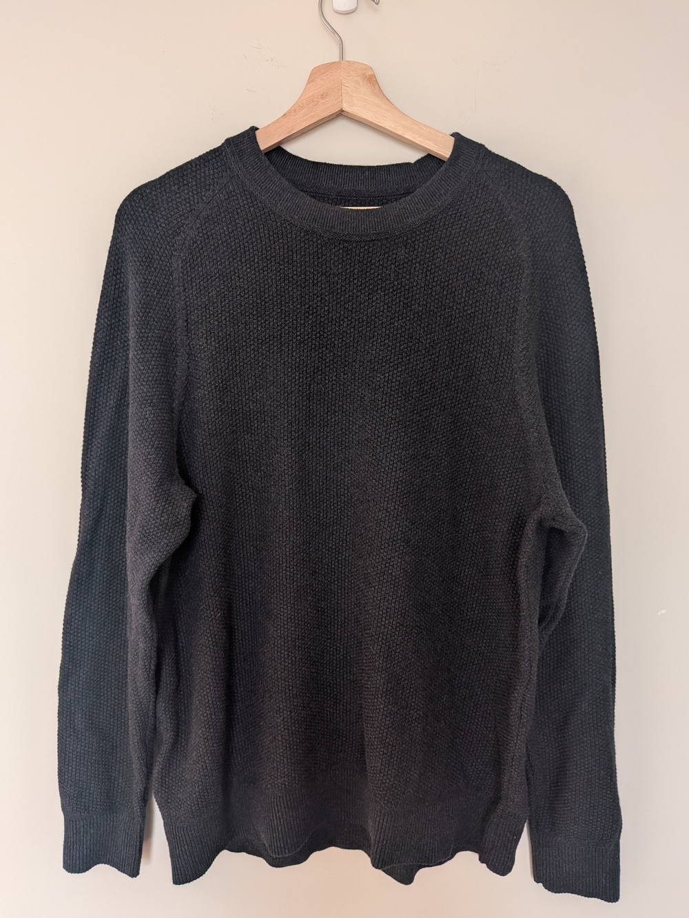Lululemon Men's Textured Waffle Knit Crewneck Sweater Charcoal Grey